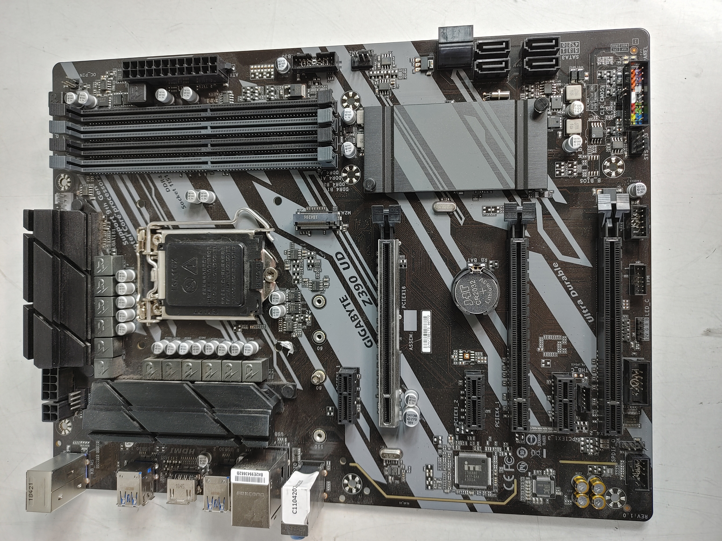 Gigabyte GA-Z270X-GAMING K5 Intel LGA 1151 DDR4 Desktop
